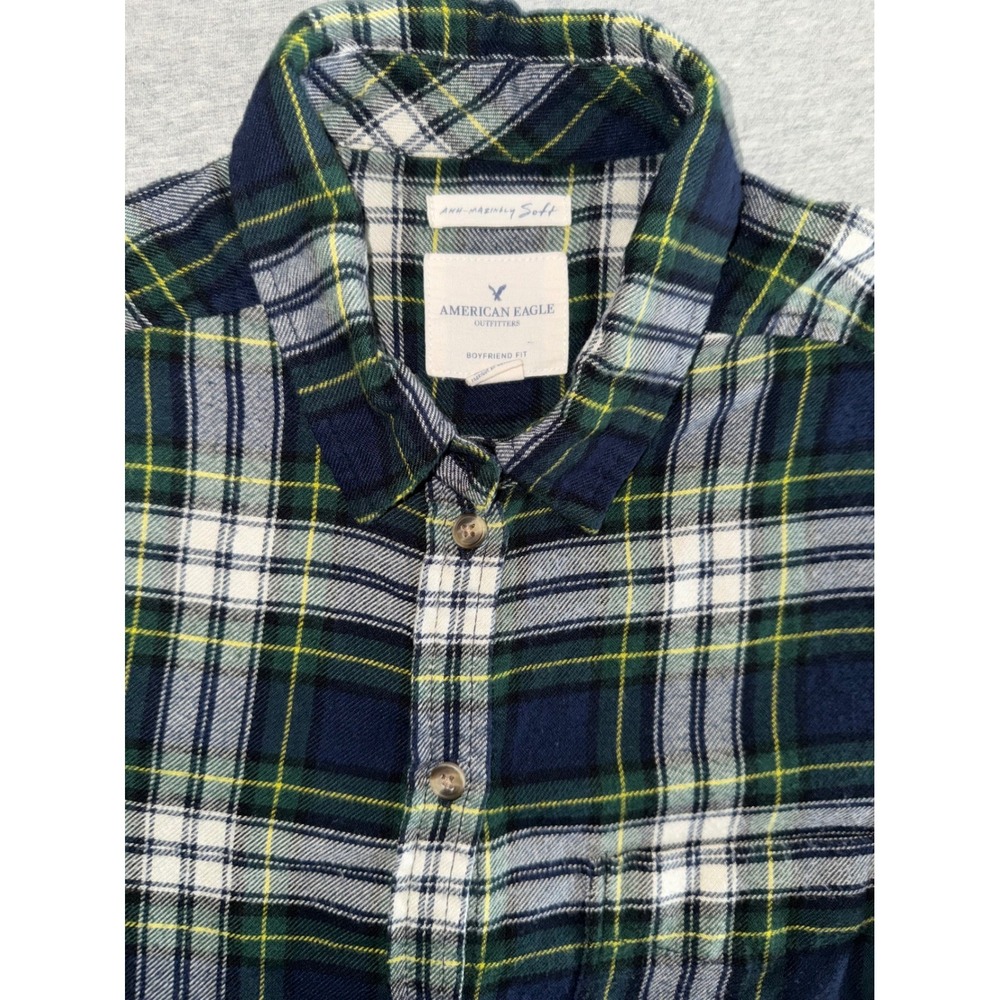 American Eagle Women's Boyfriend Fit Amazingly Soft Plaid Flannel Shirt Medium